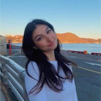 Alexandra Cavalluzzi