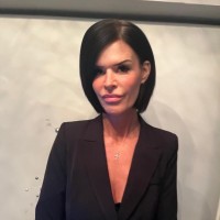 Lara Gales