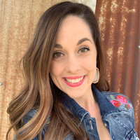 Danielle Leonards