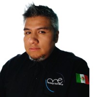 Luis Velázquez, CMP
