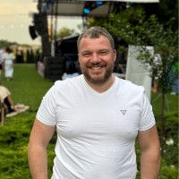 Андрій Мазуренко