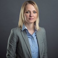 Erzsebet Tomcsanyi