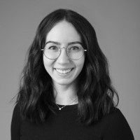 Amie Savakis, Mpas, Pa-C