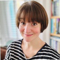 Dr Anneka Holden