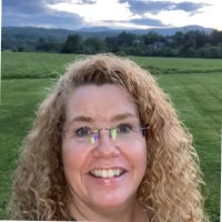 Karen Reid