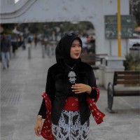 Sri Wahyunii