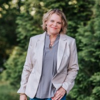 Deb Markland