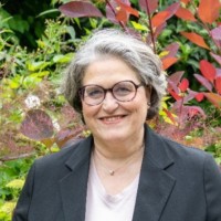 Isabelle Dahan