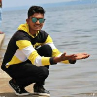 Famous फेमस