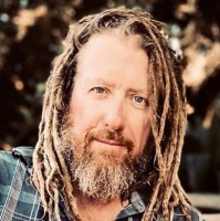 Clint McLean