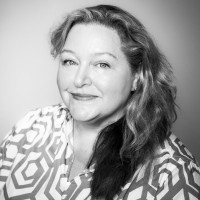 Anne Debroux