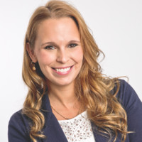 Kelli Wells, Aap