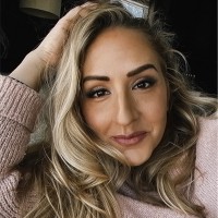 Lindsey Van Roy