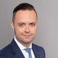 Dr. Stefan Galla