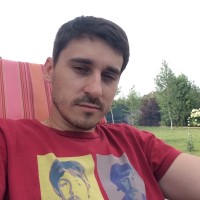 Владислав Иванов