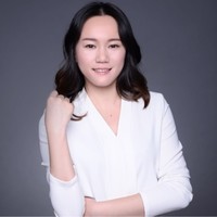 Iris Li 李欣