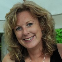Tracey Sparling