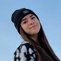 Carlie H