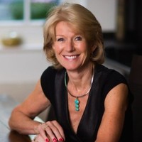 Angela Mortimer