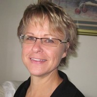 Debbie Schmitt