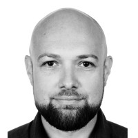 Łukasz S.