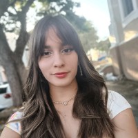 Kaylayne Navarro