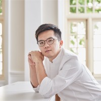 Darren Chin