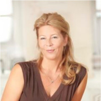 Claudia Bluemhuber