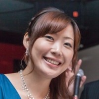 成田由子