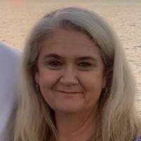 Colleen Mchenry Leslie