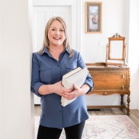 Lindsay Slater MSW, RSW