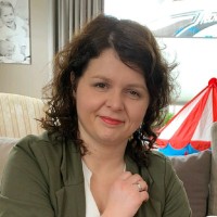 Suzanne De Koning