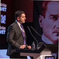 Alp Avni Yelkenbicer