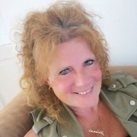 Jolanda Van Den Beld