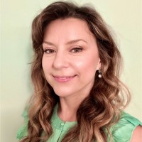 Dana Botos