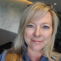 Lisa Oakes
