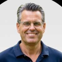 Dirk Vandenhirtz