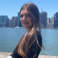 Angelica Moratos, Cfa