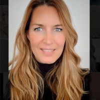 Emilie Ourth - Deblème