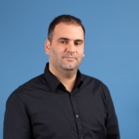 אלעד אנגל