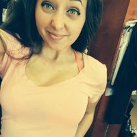 Angelina Flores