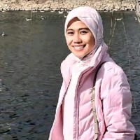 Santy Fitriantini