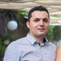 Dennis Tudorache
