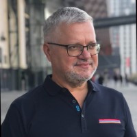 Влад Михалев