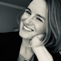 Danielle Perret Karimi, Md