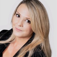 Melinda Woods