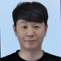 Kwangyong Lee