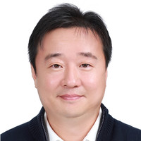 Charlie(Yonghyuk) Kim