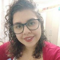 Janaína Rezende