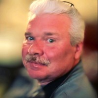 Larry Nichols